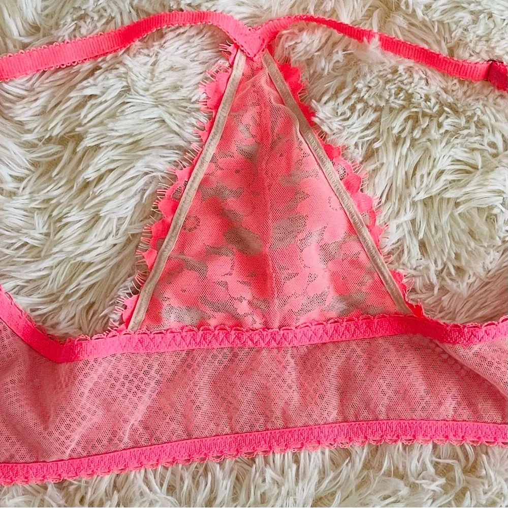 VICTORIAS SECRET Dream Angels Push Up Racerback Fishnet Bra Coral Pink Size 34D
